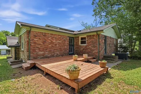 2814 Hilltop Terrace Huntsville AL 35810