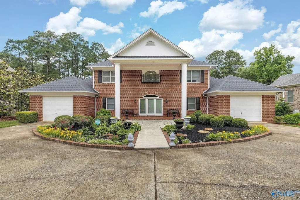 1365 Signal Point Road Guntersville AL 35976