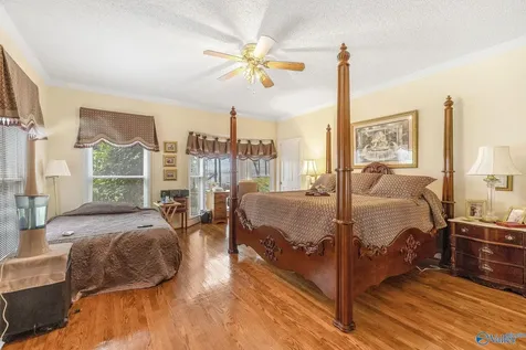 1365 Signal Point Road Guntersville AL 35976