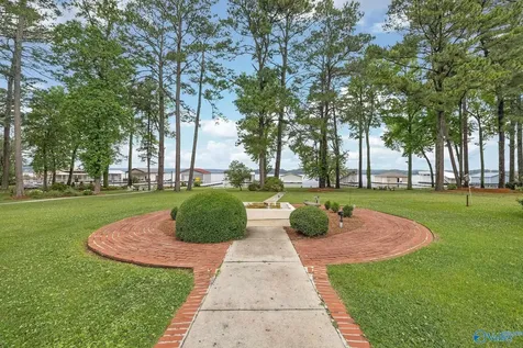 1365 Signal Point Road Guntersville AL 35976