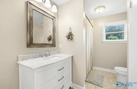 18747 North Jefferson Street Athens AL 35614