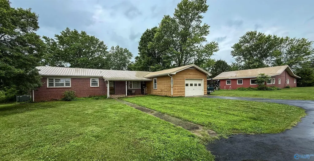 283 Old Huntsville Road Fayetteville TN 37334
