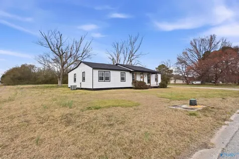 648 Scott Road Hazel Green AL 35750