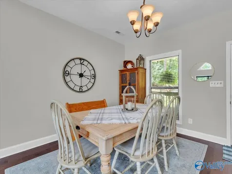 9440 Sergeant Holden Lane Athens AL 35614