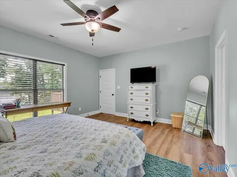 9440 Sergeant Holden Lane Athens AL 35614