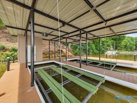 9440 Sergeant Holden Lane Athens AL 35614