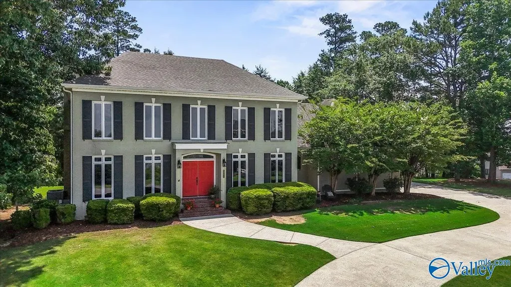 435 Ridgefield Circle Guntersville AL 35976