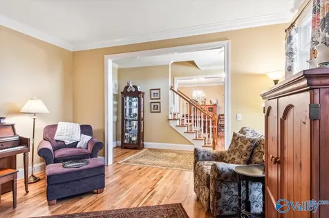 435 Ridgefield Circle Guntersville AL 35976