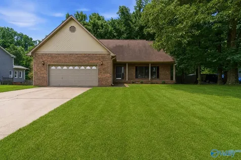 202 Rosecliff Drive Harvest AL 35749