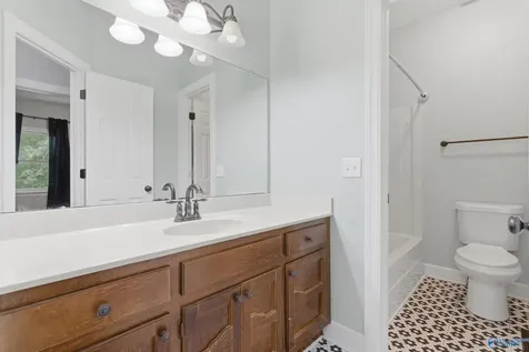 202 Rosecliff Drive Harvest AL 35749