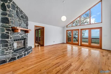 5000 Sunset Bluff Huntsville AL 35803