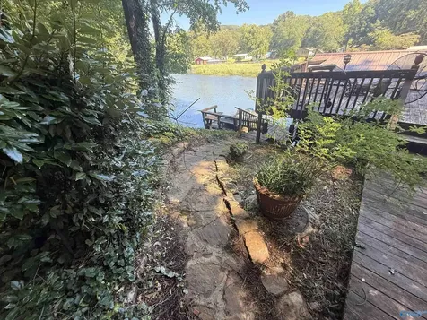 4512 Hideaway Drive Guntersville AL 35976