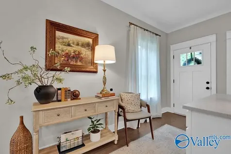 2708 Village Lane Birmingham AL 35211