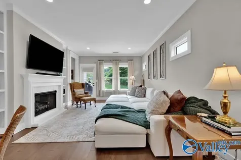 2708 Village Lane Birmingham AL 35211