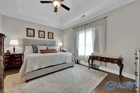 2708 Village Lane Birmingham AL 35211