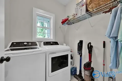 2708 Village Lane Birmingham AL 35211