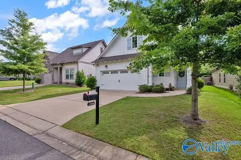 2708 Village Lane Birmingham AL 35211