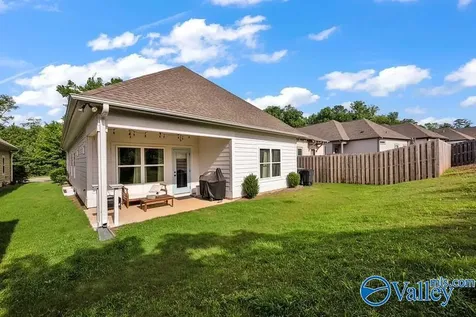 2708 Village Lane Birmingham AL 35211