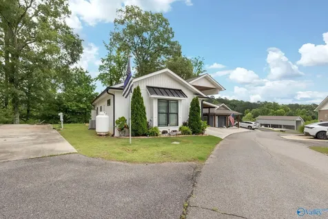 1727 Convict Camp Road Guntersville AL 35976