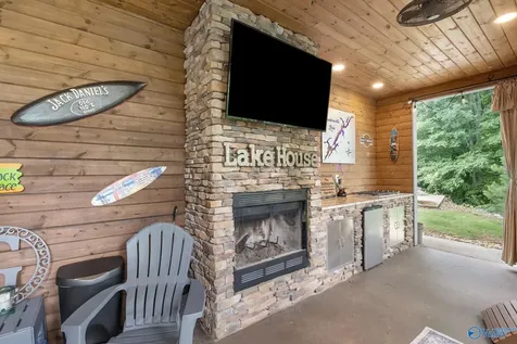 1727 Convict Camp Road Guntersville AL 35976