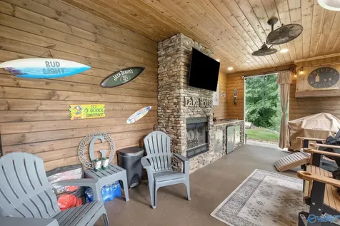 1727 Convict Camp Road Guntersville AL 35976