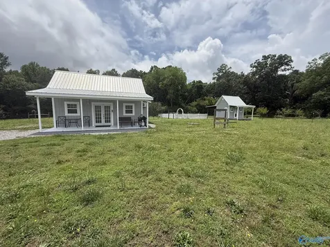 2465 Mount Carmel Drive Guntersville AL 35976