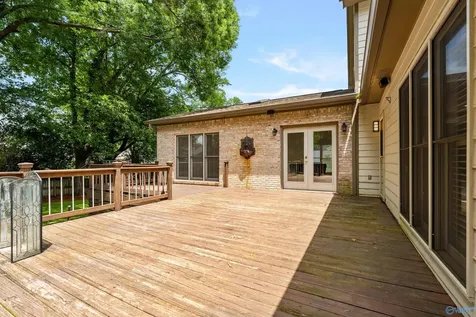 8698 Edgehill Drive Huntsville AL 35802