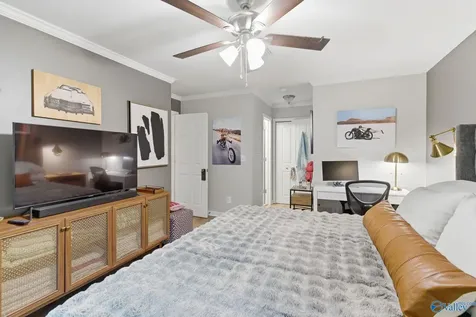 2006 Greenwood Place SW Huntsville AL 35802