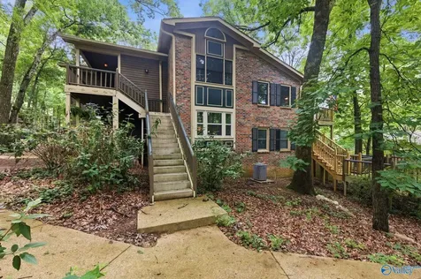 2006 Greenwood Place SW Huntsville AL 35802