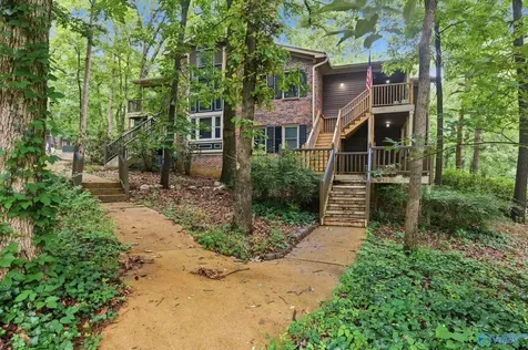 2006 Greenwood Place SW Huntsville AL 35802