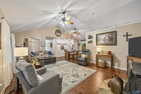 154 Dea Thomas Road Hazel Green AL 35750