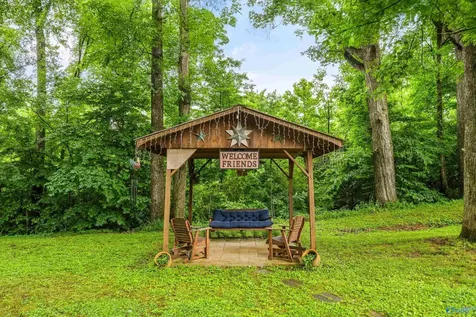 154 Dea Thomas Road Hazel Green AL 35750