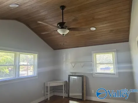 2202 Roseberry Drive Scottsboro AL 35768