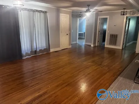 2202 Roseberry Drive Scottsboro AL 35768
