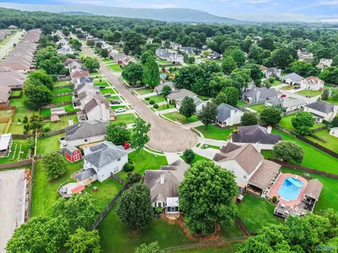 2614 Quail Ridge Lane SW Huntsville AL 35803