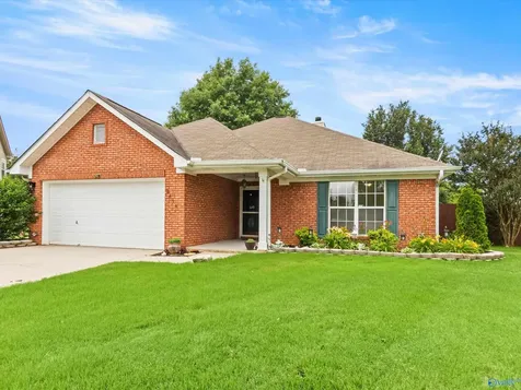2614 Quail Ridge Lane SW Huntsville AL 35803