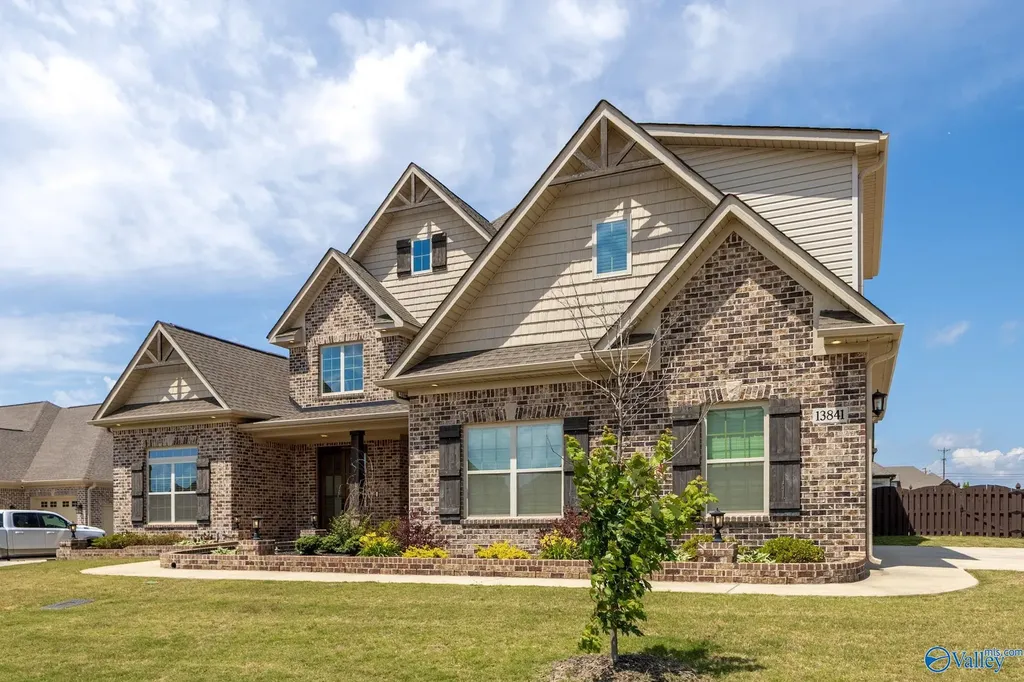 13841 Front Nine Drive Athens AL 35611