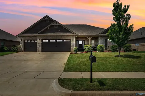 105 Tannenbaum Drive Meridianville AL 35759