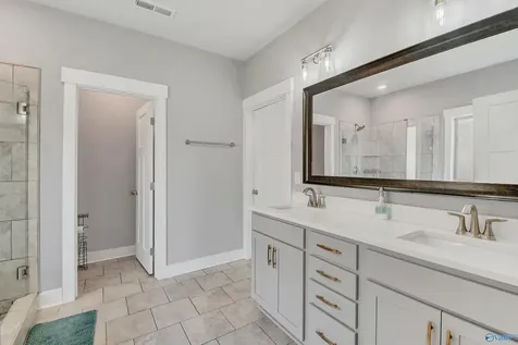 105 Tannenbaum Drive Meridianville AL 35759