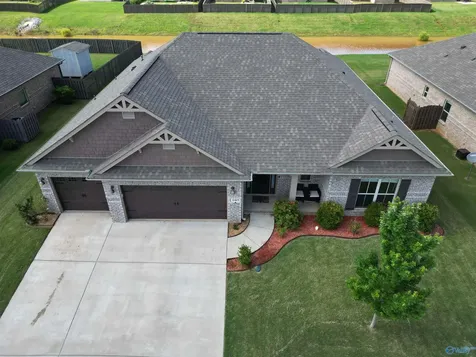 105 Tannenbaum Drive Meridianville AL 35759