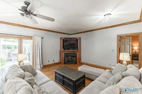 607 S Scott Street Scottsboro AL 35768