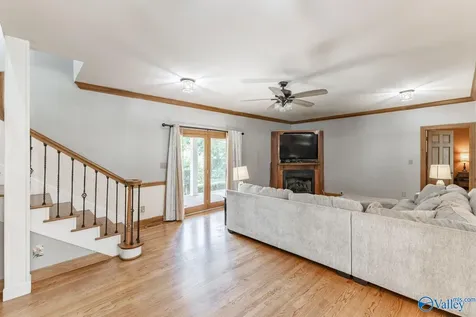 607 S Scott Street Scottsboro AL 35768