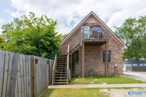 607 S Scott Street Scottsboro AL 35768