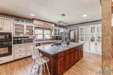 607 S Scott Street Scottsboro AL 35768