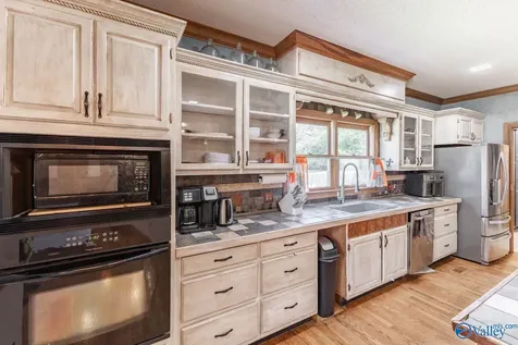 607 S Scott Street Scottsboro AL 35768