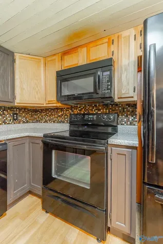 1059 County Road 639 Mentone AL 35984