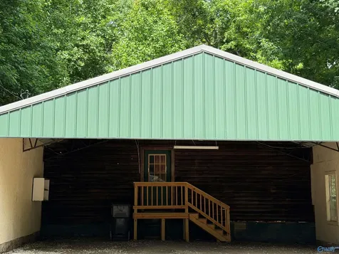 760 West Lacon Road Falkville AL 35622