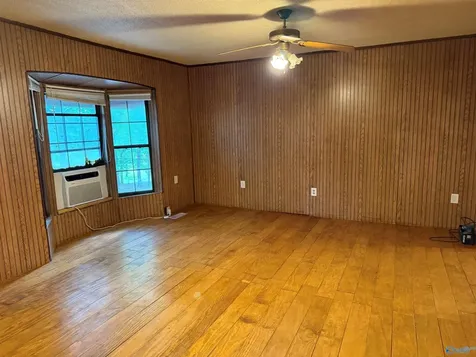 760 West Lacon Road Falkville AL 35622