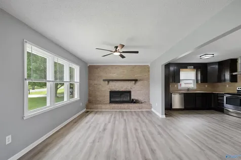 103 Mcfarlen Drive Hazel Green AL 35750
