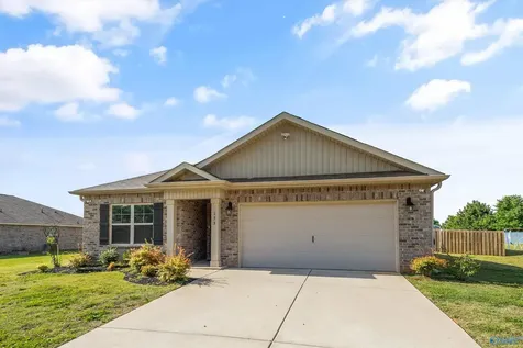 153 Meadowridge Drive Hazel Green AL 35750